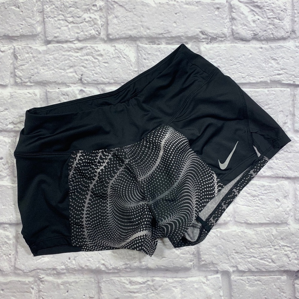 NIKE Workout Inner Lining Shorts